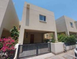 * 3BHK Villa Madinat Sultan Qaboos FOR REN...