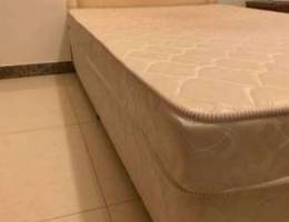 bed with mattress for sale كرفاية مع دوشق