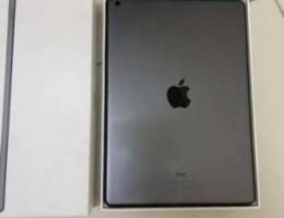 iPad 8 grey colour 32GB only 5 months used