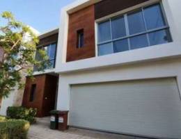 Stunning 3 Bedroom Court yard villa for re...