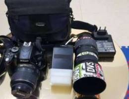 NIKON D5200 in Good Condition