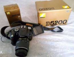 Nikon D5200 (24.1 MP) Bundle. Lens Kit /Tr...