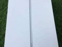 ipad 8 128 Gb ايباد 8 شبه جديد للبيع