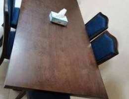 Dining Table with 6 chairs - Home Centre