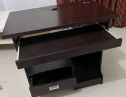 desk for sale طاولة مذاكرة للبيع