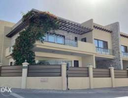 5 + 1 Bedroom Villa For Rent In MQ