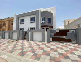 Al Ansab brand new 5BHK villa فيلا للايجار...