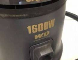 Heavy duty wet and dry vacuum cleaner