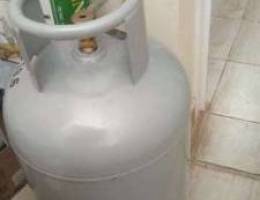 Empy Gas Cylinder WIth Stove 25 OMR