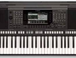 Yamaha PSR S770 Keyboard