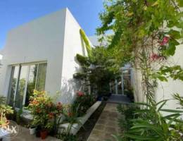 Amazing 4+1 BHK villa for rent in Al Mouj