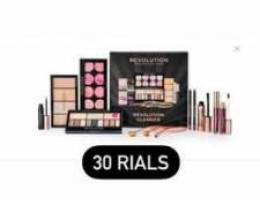 Makeup revolution set