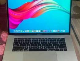 MacBook Pro-15inch 2017 Touch Bar, i7 16GB...