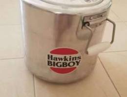 Hawkins pressure cooker 22 litres