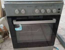 Cooking range with 4 burner full safety