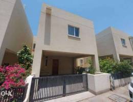 -3BHK Villa Madinat Sultan Qaboos FOR RENT...