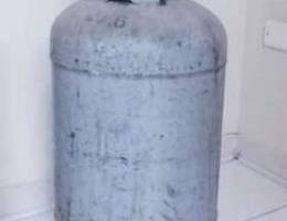 Empty gas cylinder