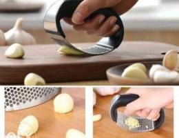 Garlic chopper