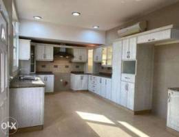 **ADV115*6BHK+Maid villa for rent in Mawal...
