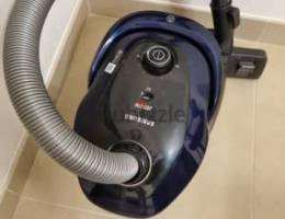 Almost Brand New Vacuum Cleaner Samsung 2000W