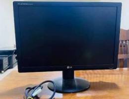 LG FLATRON COMPUTOR MONITOR WITH FREE CONNECTOR