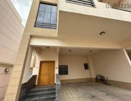 3MA3-Luxurious 5BHK Villa for rent in Madinat S. Qabous near British Sc