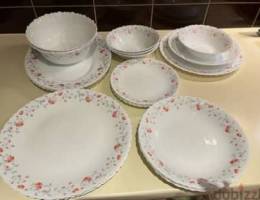 Dinnerware / Dinner Set/ Plates set