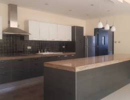 V185-Single villa 4 Bhk in al hail north sea view