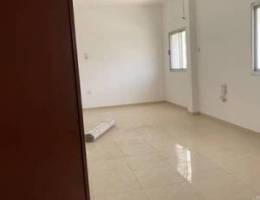 Renovated flat in Ruwi high street (Ruwi souq )next to ahil ,nbo banks