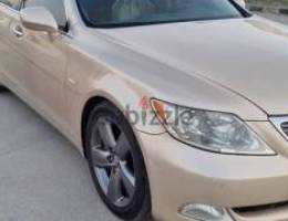 لكزس LS460 خليجي موديل 2009 نظيف