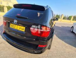 BMW x5 xdrive 5.0 twin turbo 8 cylinder