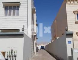 شقة عائلية النهضة 5  3bhk Almarat free wifi