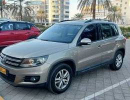 Volkswagen Tiguan 2013 (read description)