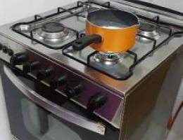 stove with grill