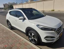 Hyundai Tucson 2017 no1 panorama full option Oman car 2.4 cc