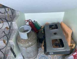 Gas cylinder and stove