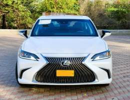 Lexus ES 350 - Real Clean Car