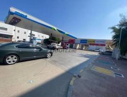 CARWASH in Petrol station in sur City mainroad