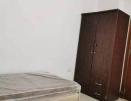 BedSpace for Rent In AL KHEWAIR for bacholar