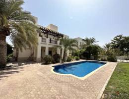 4 Bedroom Villa on Large Plot for Sale in Muscat Hills
