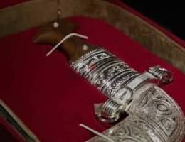 خنجر عماني فضة اصلية صياغة ثقيلة شبه جديد