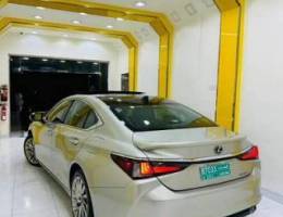 Lexus Es350 model 2019 Panorama