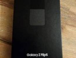 Samsung Flip Z 5 512GB like new