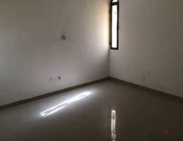 3bhk flat for rent in Qurum near Mina Al fahal